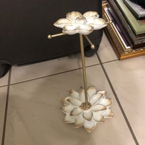 Jewelry holder